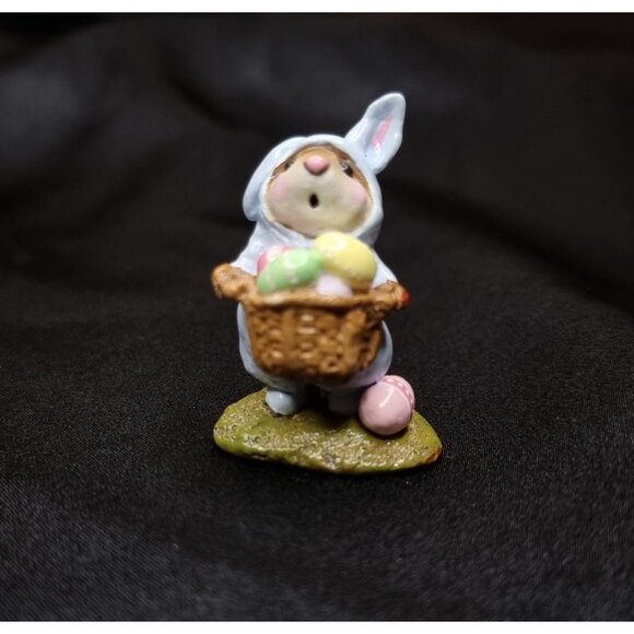 Vintage Wee Forest Folk Bunny Figurine Collectible By Annette Petersen 1982 Sign - Picture 1 of 5